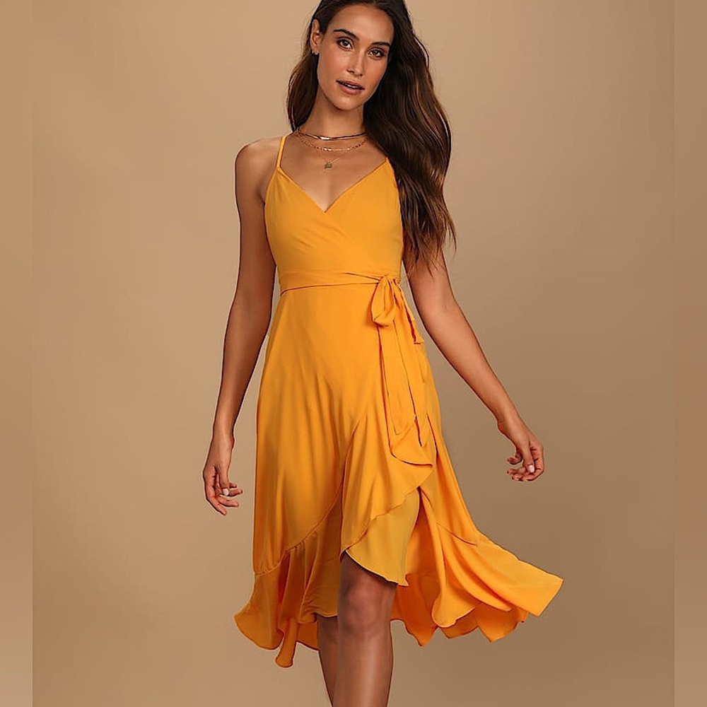 NWT Lulus Manhattan Moment Bright Orange Ruffled Midi Wrap Dress. Size medium.